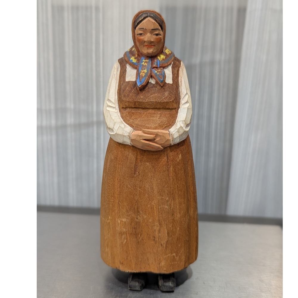 Vintage Swiss Huggler & Co Hand Carved Wood Folk Art Figurine Woman Peasant 5.5"